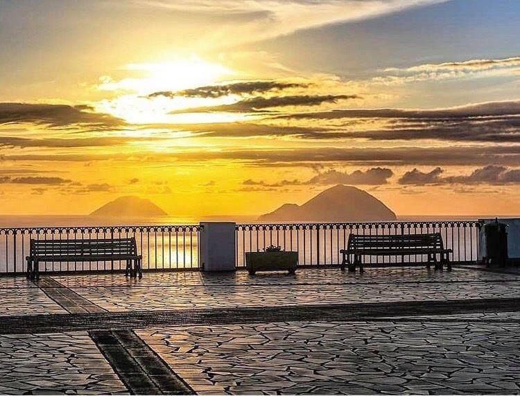 Punta Sallustro Lipari المظهر الخارجي الصورة